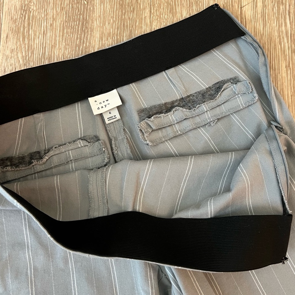 Target, A new day dress pants size 6, lightly worn